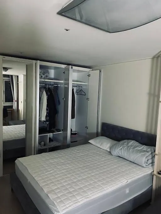 Gangnam Garosu-Gil Sinsa And Han River Seoul Apartment